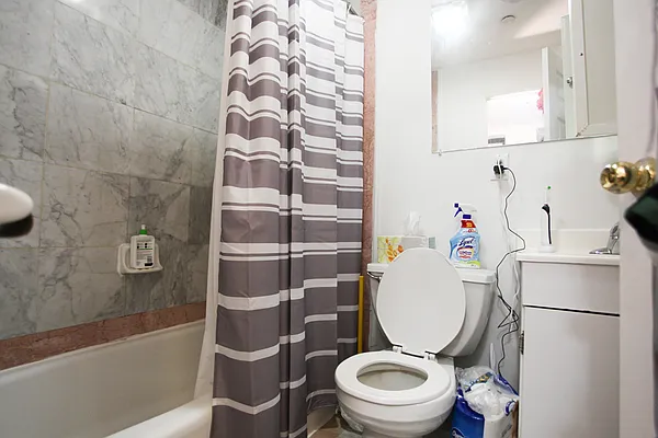 Rented by Metropolitan Property Group | media 7