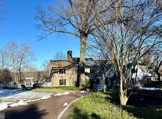 1560 Warner Rd, Meadowbrook, PA 19046