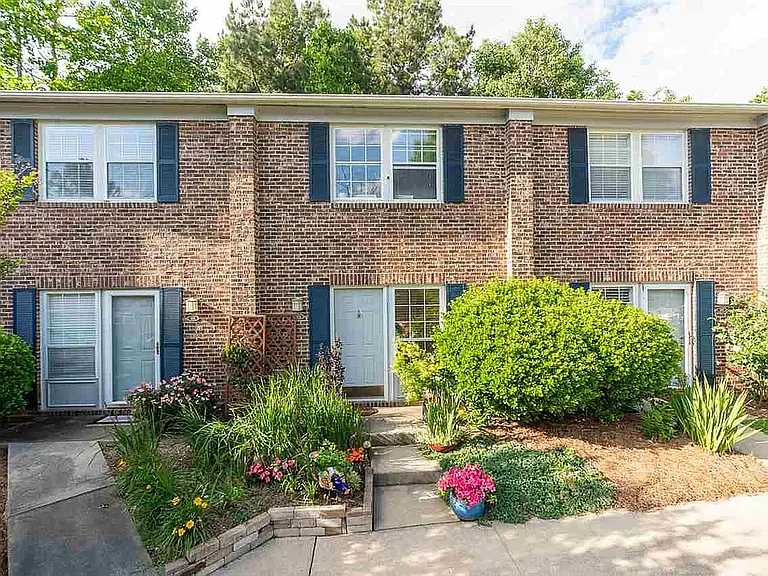 104 Marlowe Ct — Photo 10
