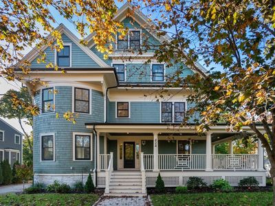 424 Newtonville Ave APT 1, Newtonville, MA, 02460