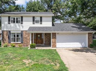 655 Lakewood Dr, Lake Saint Louis, MO 63367