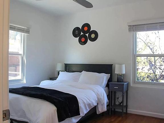 4th image of 3598 Curlew St
