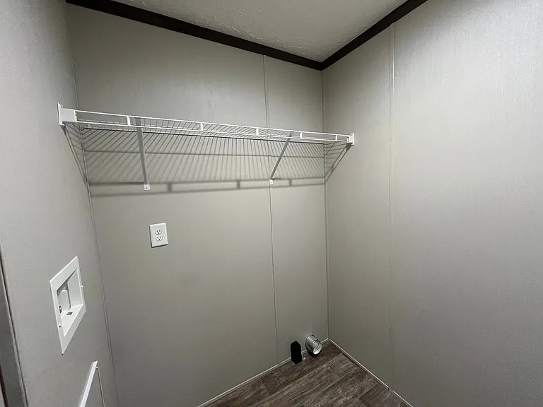 515 Tom Mann Rd — Photo 17