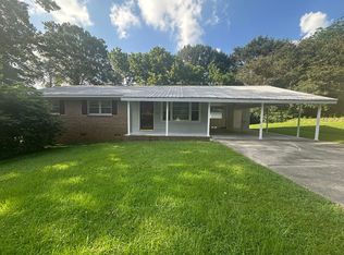 729 W 38th St, Anniston, AL 36201