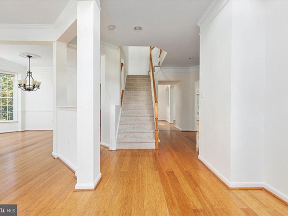 3rd image of 42739 Summerhouse Pl