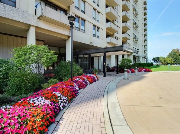 1 Bratenahl Pl APT 604, Cleveland, OH 44108