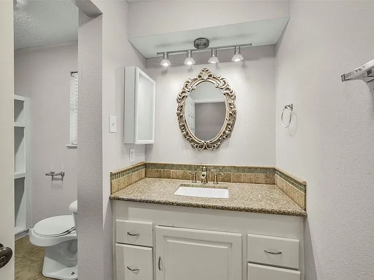 5147 Beechnut St — Photo 18