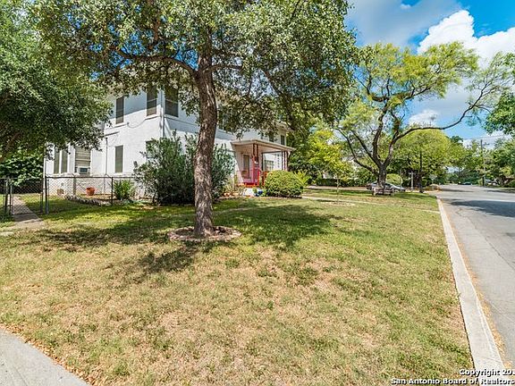5th image of 488 E Olmos Dr