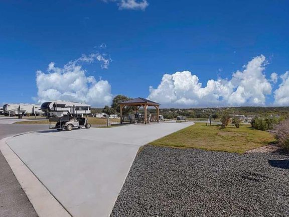 3rd image of 5386 Ranch Road 1376 Rd #40
