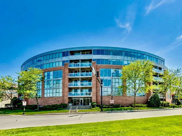 1228 Emerson St Unit 304, Evanston, IL 60201