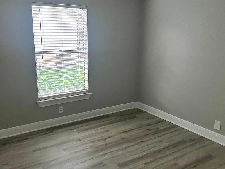7027 Elk Trl — Photo 10