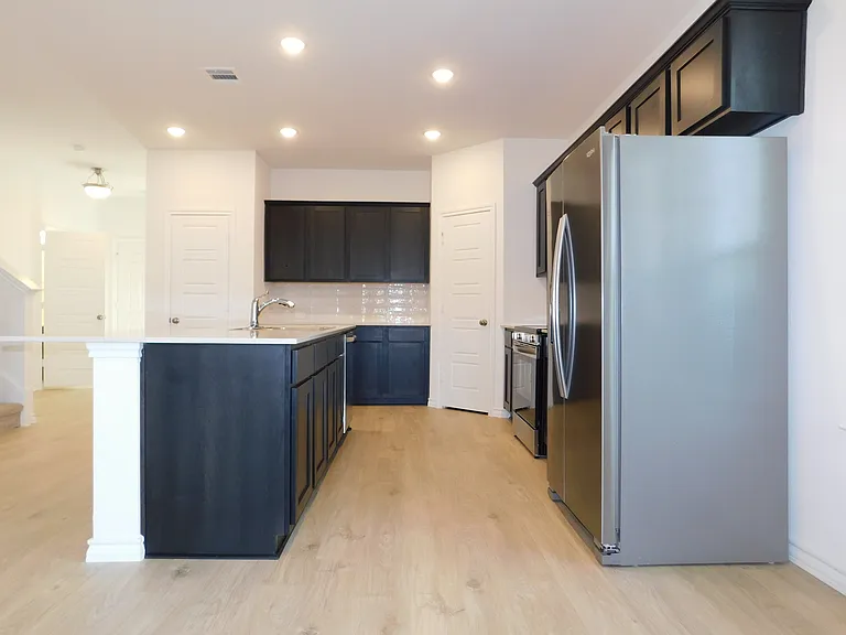 505 S Mockingbird Ln — Photo 8