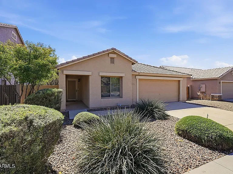 22023 Via Del Oro St — Photo 37