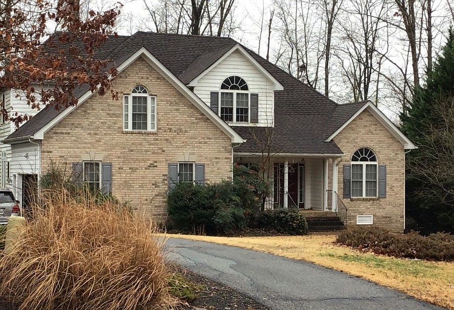 2nd image of 8913 Hollow Oak Dr