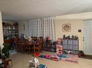 208 Meadows Cir #208, Boynton Beach, FL 33436