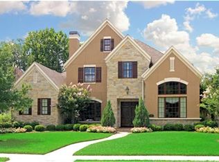4575 Elm St, Bellaire, TX 77401