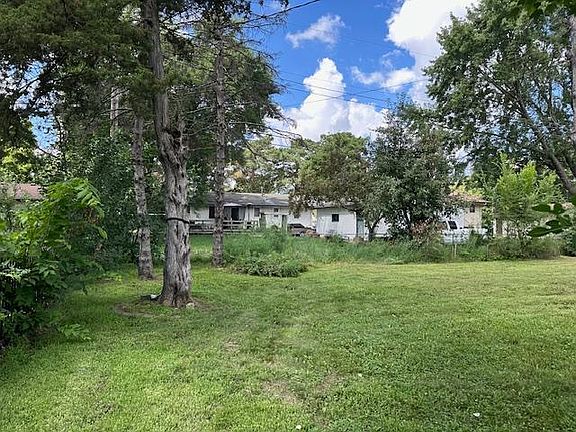 4th image of 7013 Knox Ave N