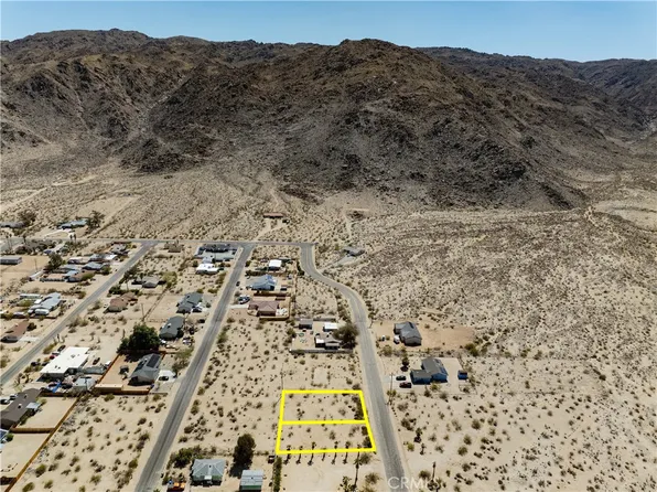 6968 Manzanita Ave, Twentynine Palms, CA 92277