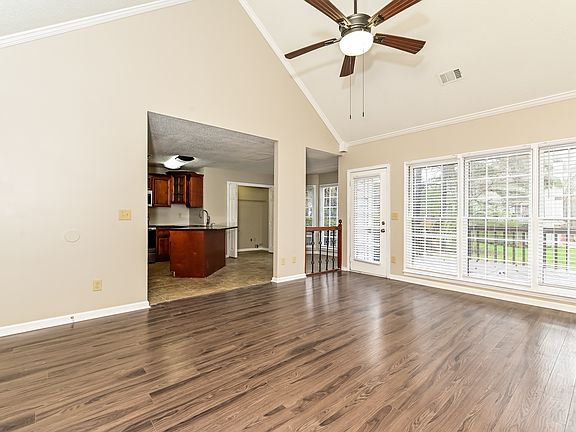 4th image of 3307 Poplar Ridge Dr