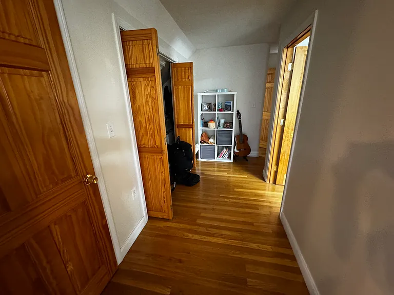 3-24 Burnham St #3 — Photo 18