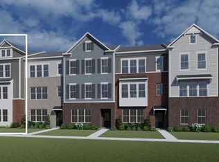 10153 Queens Way, Manassas, VA 20110