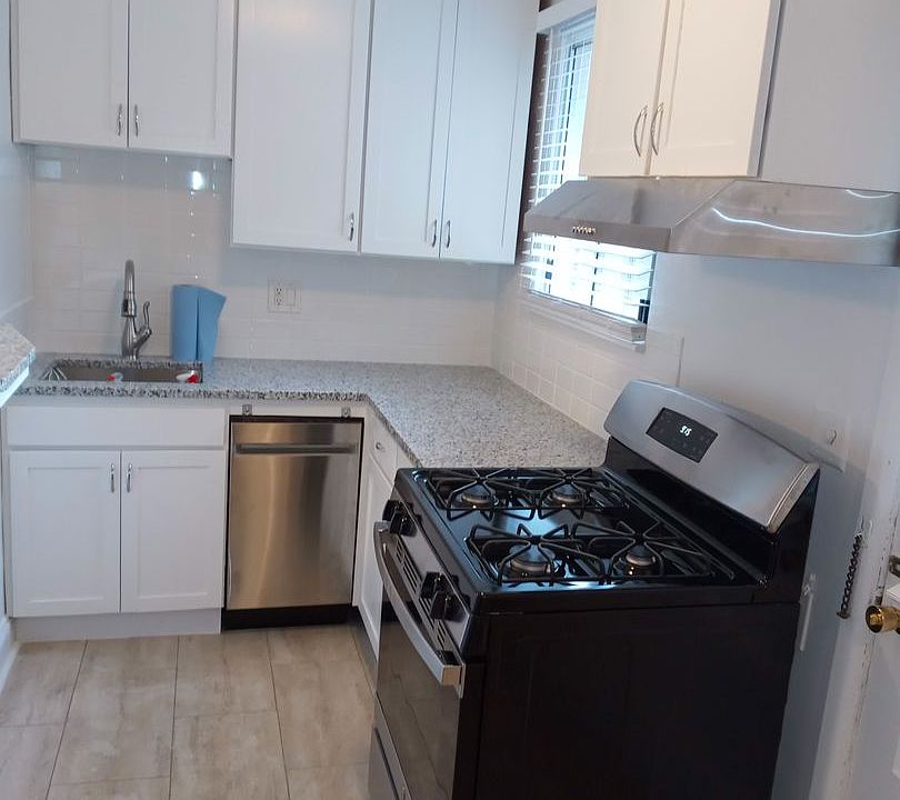 1st image of 1933-43 Hickory Rd #1939-D