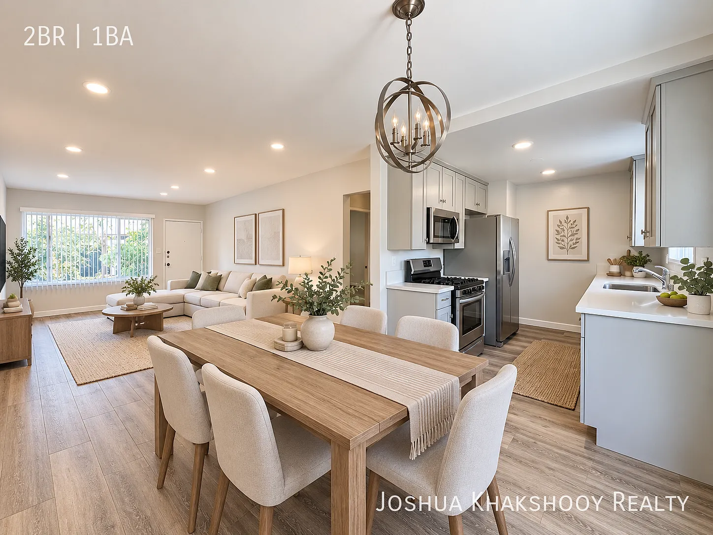 752 N Hayworth Ave — Photo 1