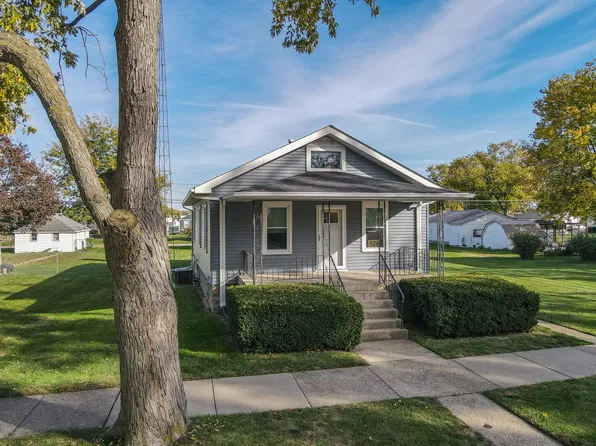 474 S Wabash Ave, Bradley, IL 60915