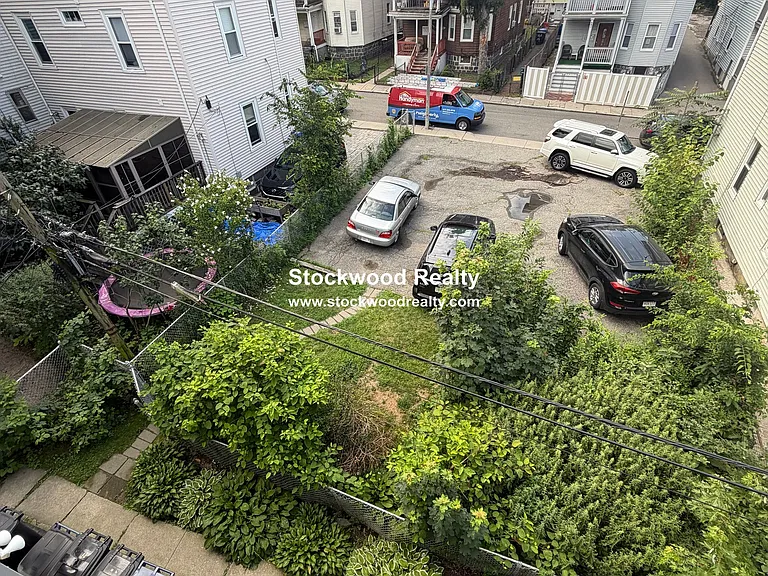 21 Lyon St #3 — Photo 23