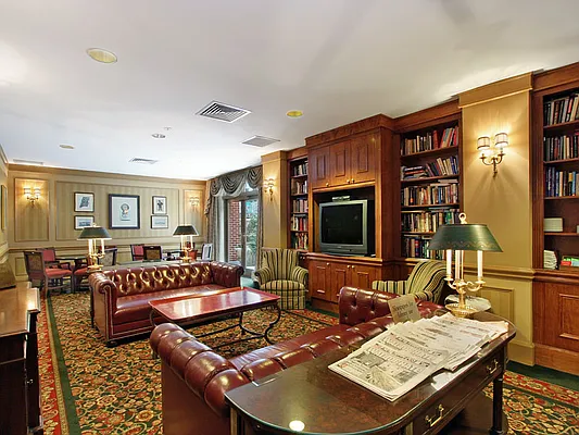 Sold by Sotheby's International Realty | media 3