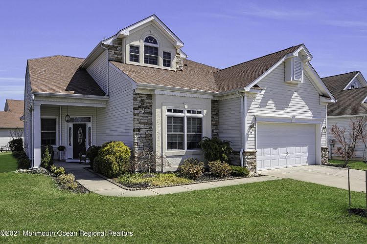 1st image of 52 Eagleswood Dr