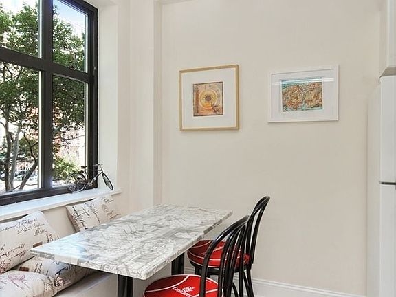 3rd image of 166 E 96th St APT 3-C