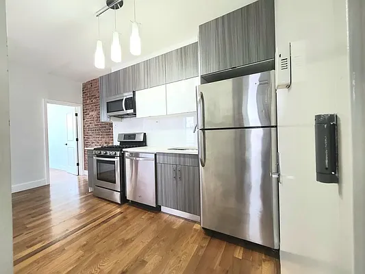 Rented by Oxford Property Group | media 1