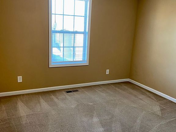 4th image of 987 S Ash Ridge Dr Unit E