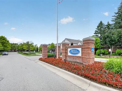 23104 Chesapeake Cir, Walled Lake, MI, 48390