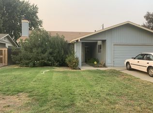 3902 W Howard Ave, Visalia, CA 93277