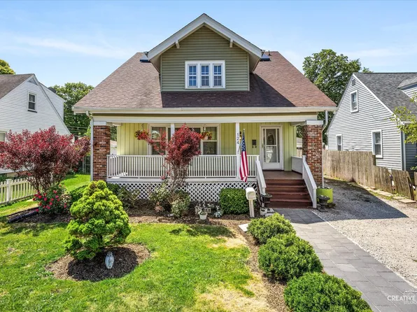 124 W Stimmel St, West Chicago, IL 60185