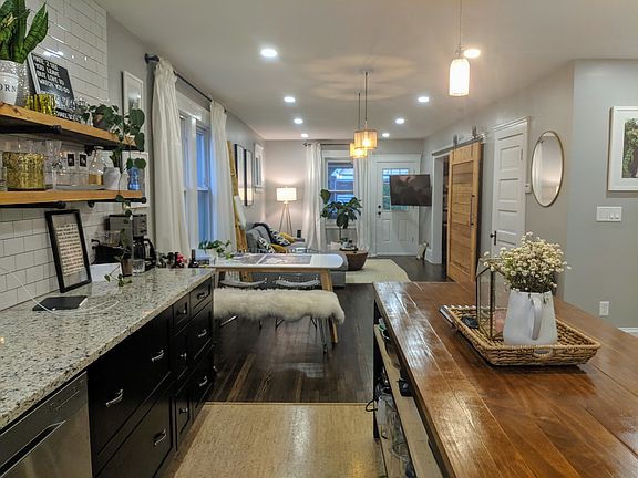 3rd image of 1350 W 61st St #2