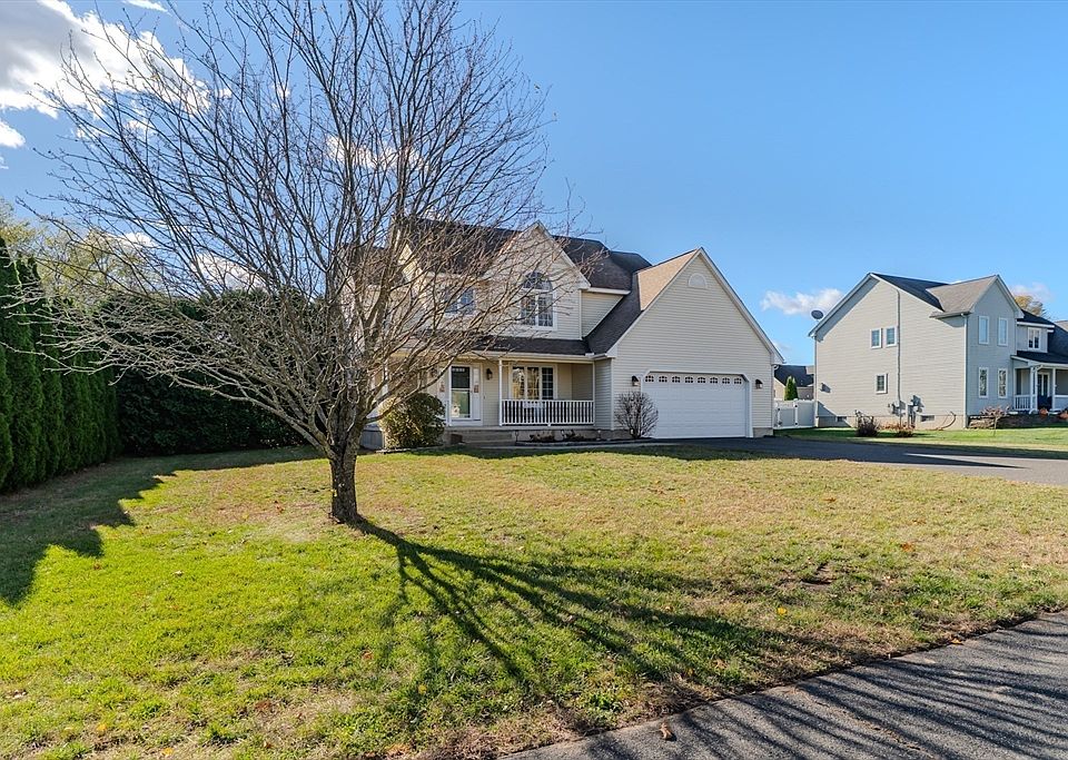 1st image of 16 Bayberry Dr