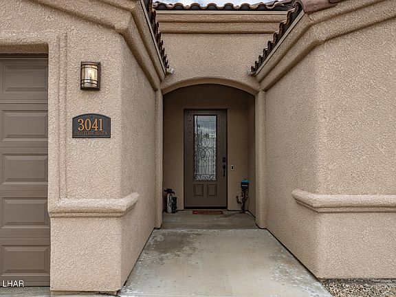 3rd image of 3041 Palo Verde Blvd N