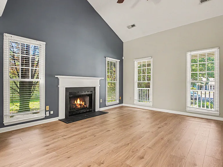 8630 Morgan Run Ct — Photo 6