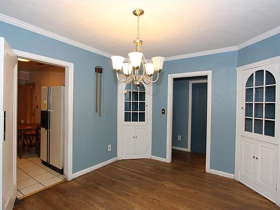 4th image of 1556 Philadelphia Dr