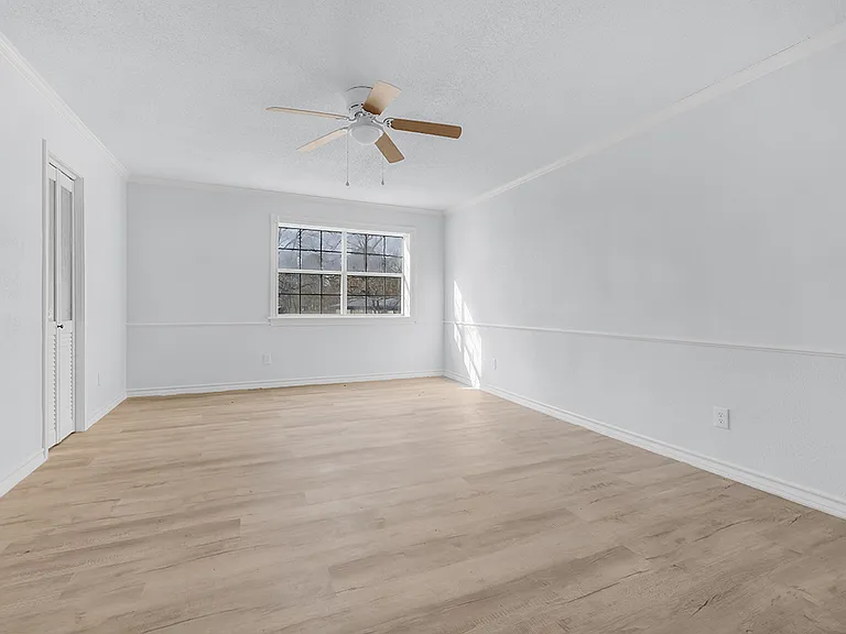 2607 Lonnie Ln — Photo 15