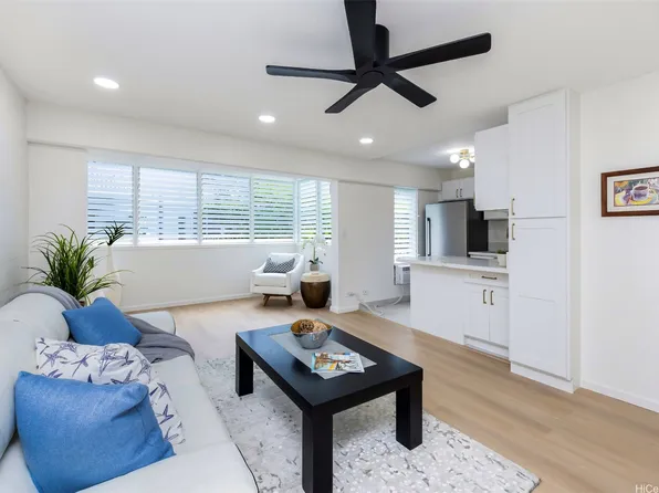 3061 Pualei Cir APT 105, Honolulu, HI 96815