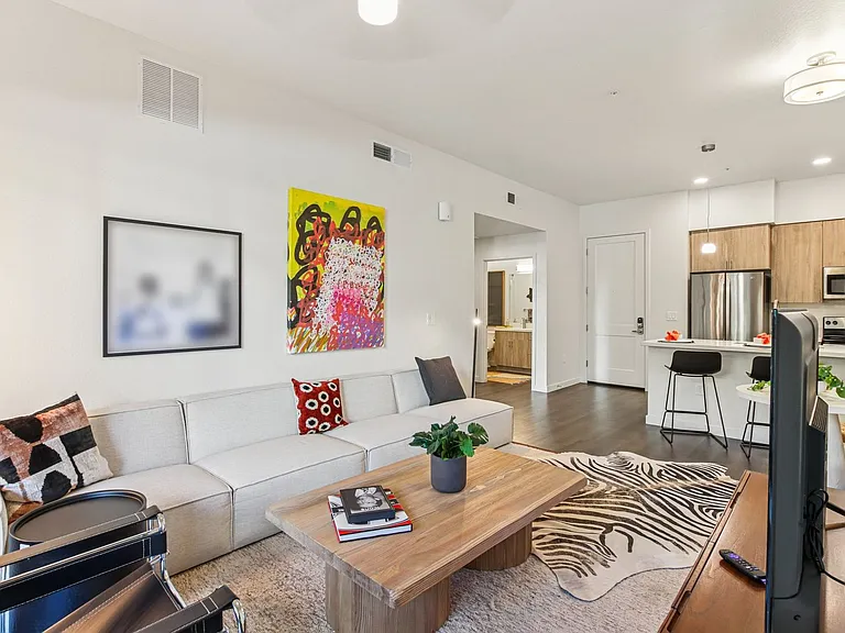 DC Heights Apartments — Photo 108