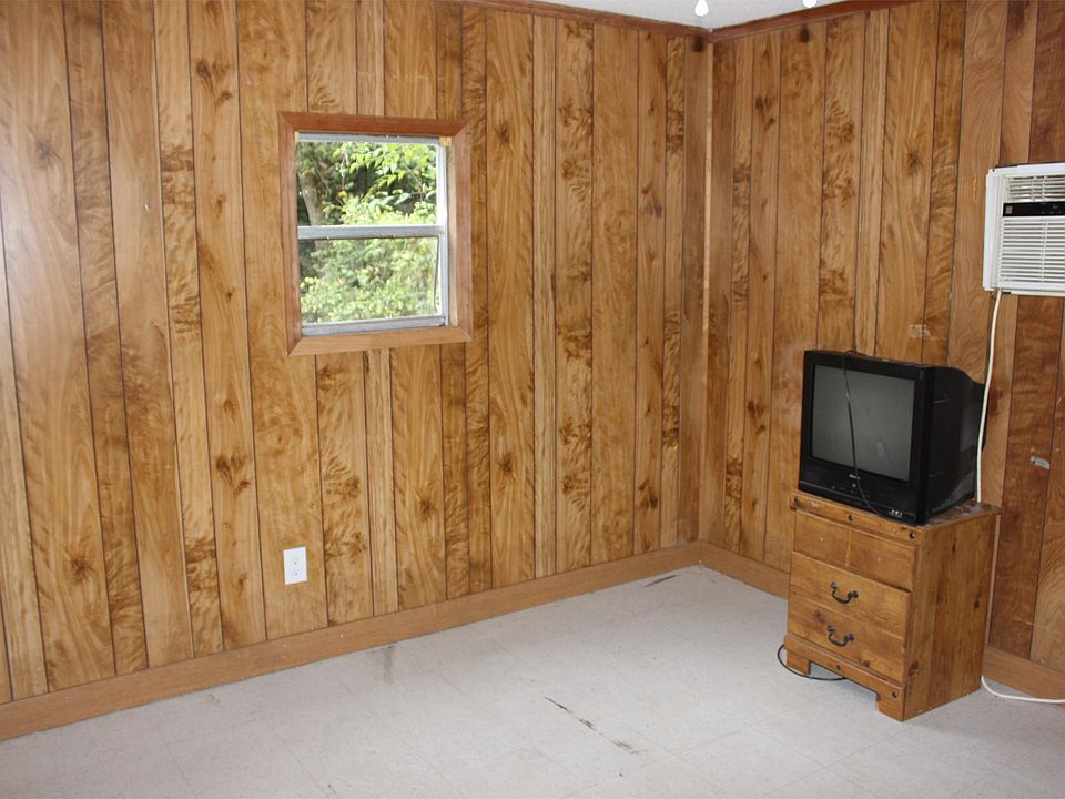 2nd image of 203 Patrol Dr APT 3