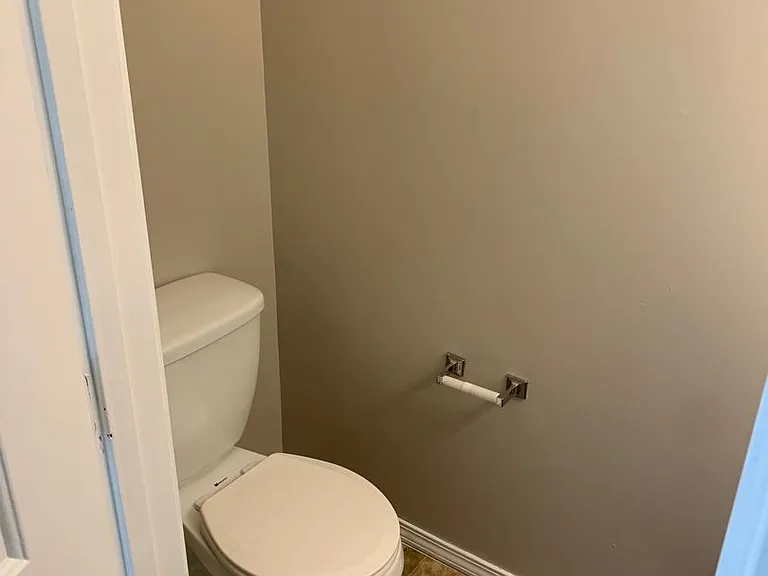 1383 West Allen Street — Photo 11