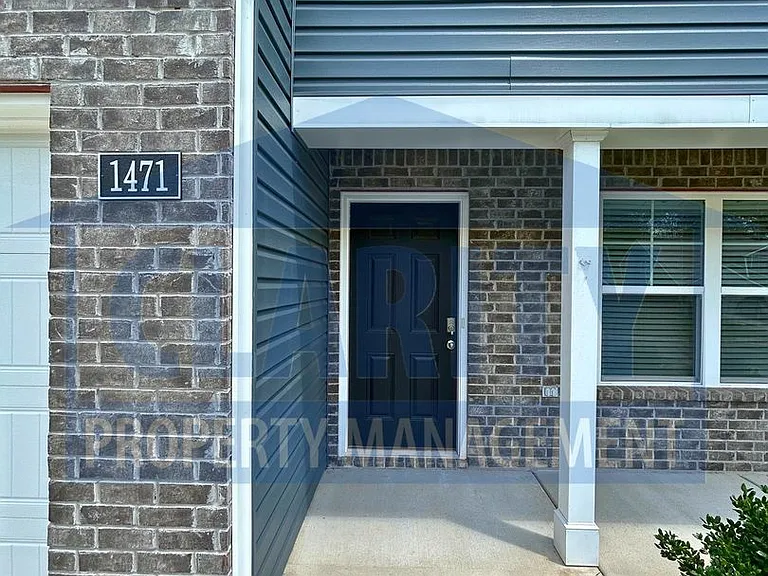 1471 Housley Dr — Photo 5