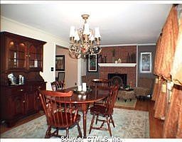 4th image of 18 Heather Ln
