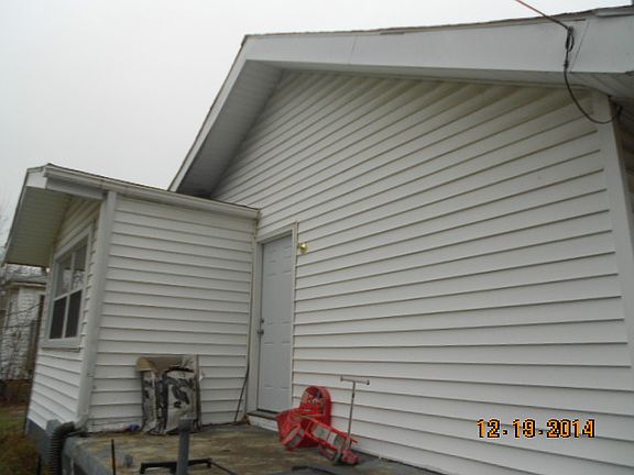 2nd image of 849 Blanche St